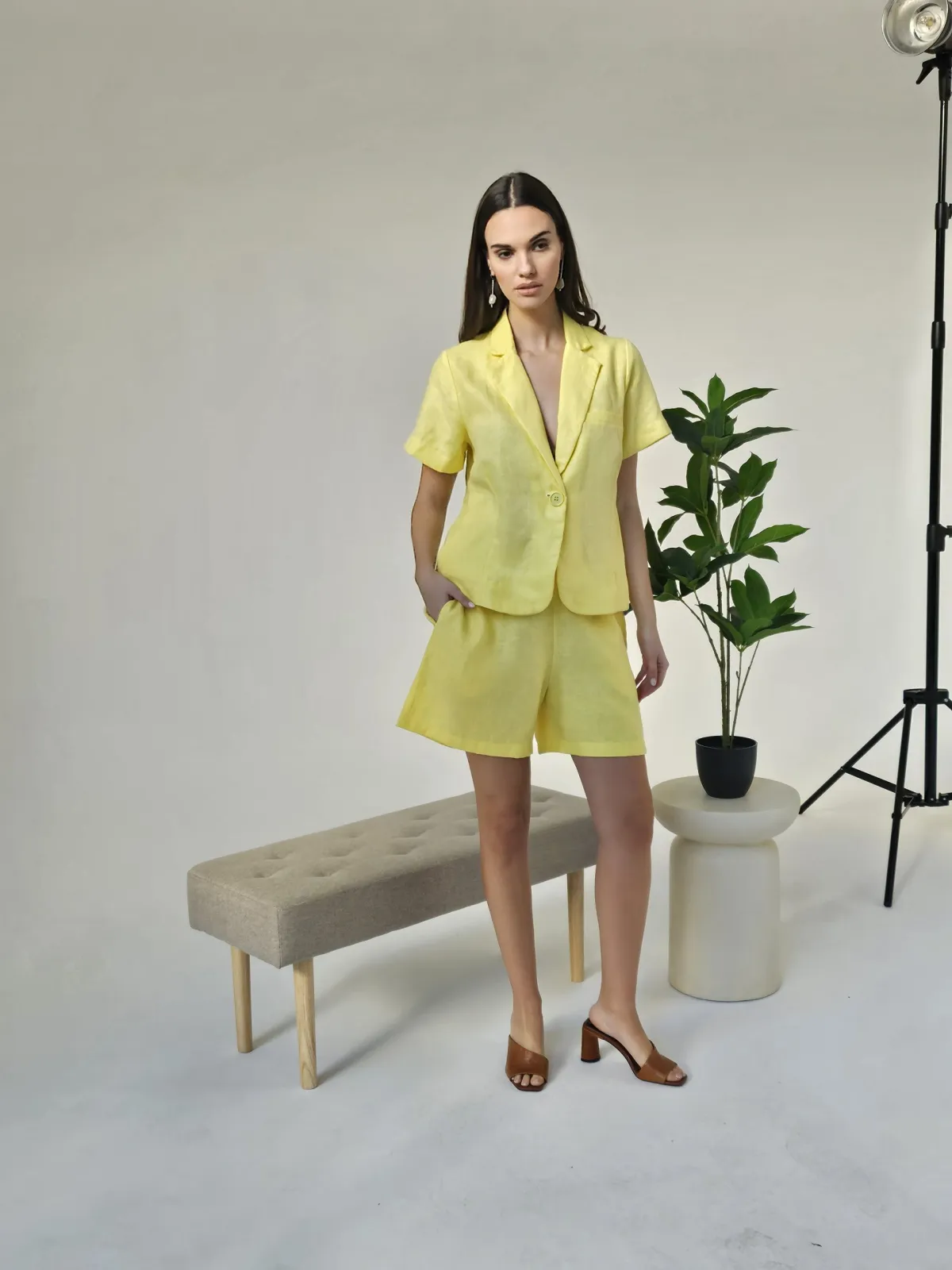 Sharks bay clothing λινό σορτς με λάστιχο στην μέση.