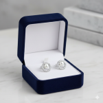 Σκουλαρίκια  Sharks Bay Clothing Ασημί "Halo" με Μαργαριτάρι & Περιφερειακά Κρύσταλλα . - Image 2