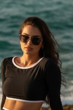 Sharks Bay Clothing Unisex Geometric Sunglasses με Διάφανο Γκρι Σκελετό και Smoke Φακούς. - Image 3