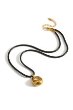 Sharks Bay Clothing Κολιέ Γεωμετρικό από Επιχρυσωμένο Ατσάλι Μαύρο