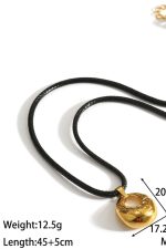 Sharks Bay Clothing Κολιέ Γεωμετρικό από Επιχρυσωμένο Ατσάλι Μαύρο - Image 2