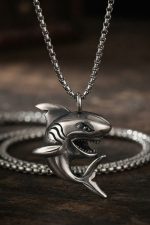 Sharks Bay Clothing – Shark Pendant Necklace (3.7cm) | Ανδρική Ατσάλινη Αλυσίδα 57cm - Image 3