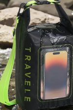 Αδιάβροχη Τσάντα / Dry Bag Υδατοστεγής με Παράθυρο για Κινητό & Ιμάντα (Μαύρο/Λαχανί) - Sharks Bay - Image 3